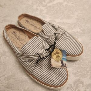 Margaritaville Striped Slip on
